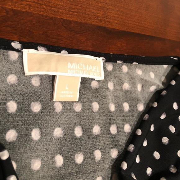 Michael Kors blouse - Picture 2 of 2